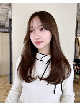 アリスバイアフロート 自由が丘(ALICe by AFLOAT) レイヤーカット/顔周りレイヤー/シースルーバング／自由が丘