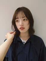 テン(TEN.)&nbsp;顔まわりレイヤー×オリーブカラー