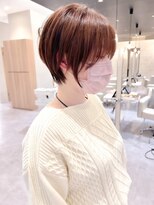 シシ 大宮(She 2.) 大人ショートボブ/ホワイトグレージュ/ブリーチ/ダブルカラー