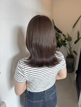 ライリー(riley) グレージュ×くびれヘア【透明感カラー/岡崎】