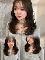 ムージー(moug)&nbsp;オリーブグレージュ×レイヤーカット/暗髪/韓国/広島/袋町