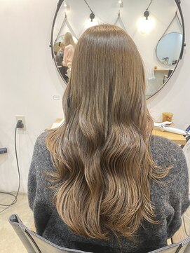 エイト 難波店(EIGHT namba) オリーブカラー