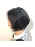 ショートボブ