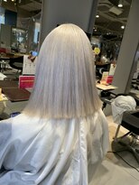 リー 京橋(Lee)&nbsp;【lee京橋】外国人風ダブルカラー×ホワイト