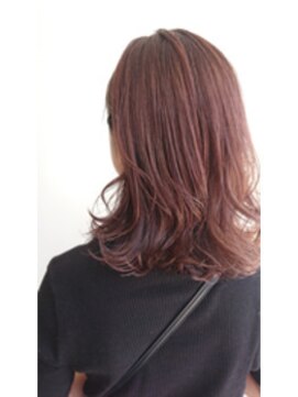 クシェルヘア(kuschel hair) 【挑戦しやすい！外ハネスタイル】ミディアムラベンダー