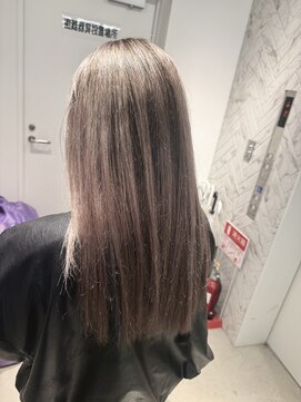 エイト 神戸三宮店(EIGHT) 全頭ブリーチ飽きた方にオススメ！シャドウルーツ