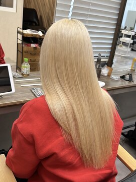 ローレン(Lolen.) 【イメチェン/ホワイトブロンド】しまゆー