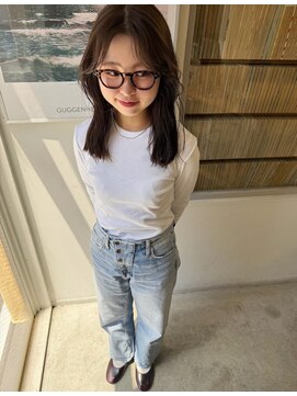 ツナグ(tsunagu) ワンカラーで作るくすみベージュ