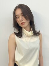 サンプラス(san+) 【リコ】大人のくびれレイヤー×ツヤ感ブラウン