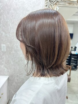 ハイバレーヘアーメゾン(HIGH VALLEY HAIRMAISON) ミディアムレイヤー顔周りレイヤーぱっつんボブ岡山南中央町