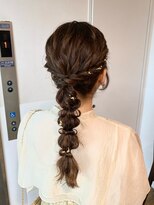 アフロート ディル(AFLOAT D'L)&nbsp;★結婚式お呼ばれドレスヘア編み込みポニーテールアップスタイル