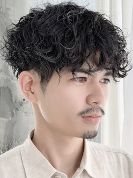 キジ(kiji) 刈り上げマッシュ波巻きスパイラルパーマ久屋大通/丸の内/伏見