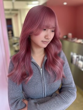 ダズリングディア(Dazzling Deer) ピンク／くすみピンク／ロング／学割／ハイトーン／ブリーチ