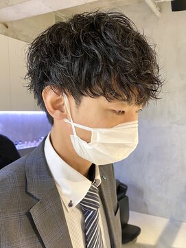 エリマバイフィフス 調布(elima by fifth) 調布メンズパーマツイストスパイラルパーマ波巻きパーマツイスパ