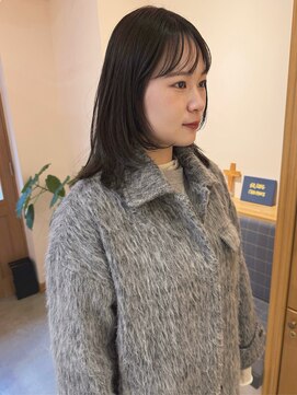 スムーク(smuk) 【smuk/釣部宥依】レイヤー/フェイスレイヤー/グレージュ