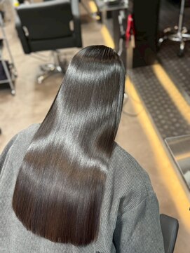 ユーザ(YUZA) 縮毛矯正