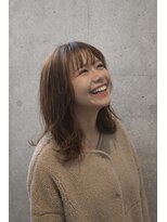 テラ(terra)&nbsp;20代女子◎垢抜け透け前髪×小顔くびれミディ