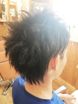 ララテラス(LaLa Terrace) ツーブロック×束感無造作ショート