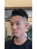 タケシズバーバー(BARBER) スパイラルパートスキンフェード
