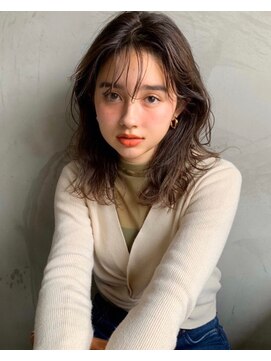 ユニカ バイ ベル 吉祥寺(unica by Belle) ゆるパーマとシースルーバングで作るカジュアルミディー