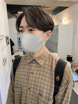 バイフィフス 原宿/表参道(by fifth) ◇センターパート ニュアンスパーマ 黒髪 ツーブロック