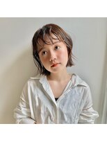 ラナ 渋谷(Lana)&nbsp;似合わせカット/くびれヘア/デザインカラー/艶ボルドー[渋谷]