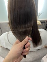 ロンド ストラーダ 心斎橋(Lond strada)&nbsp;韓国前髪顔周りロング×インナーグレージュ[心斎橋/髪質改善]