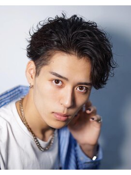 アイトーキョー 横浜(AI TOKYO) 束感/アップバング/ツーブロックマッシュ/コンマヘア[横浜駅]