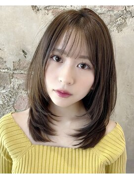 アフロート ルヴア(AFLOAT RUVUA) ふわっとひし形レイヤーカット×小顔サイドバング×透明感カラー