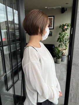 メゾン アヴァロ(Maison Avallo) 大人可愛い!ミニボブ