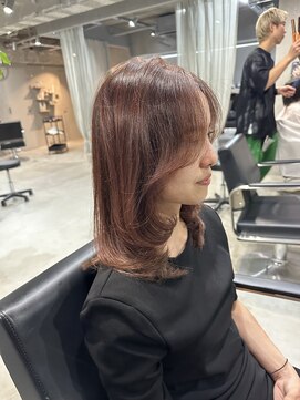 ラック(LUCK) レイヤーぱっつん前髪ステップボーンカットシルキー船橋/韓国