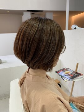 ユッカ 高槻茨木店(YUCCA) ナチュラルハイライトカラー