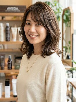 ヴィーダ(hair design VIDA)の写真/いつまでもおしゃれを楽しみたい大人女性へ。髪質改善カラーでダメージを抑え、潤い溢れる若々しい印象に。
