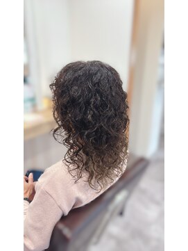 テオ(Teo) スパイラルウェーブミディ