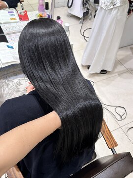 フォルテ 横浜店(FORTE) ブルーブラック/髪質改善/顔周りカット