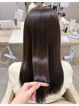 エルレ(Elure) プラチナシルキーカラー