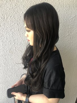 ディー エメ(D-aimer-) アシメショートへのエクステ80本