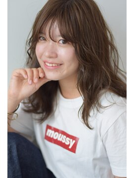 シュールサンク(SuR cinq) レイヤーパーマスタイル