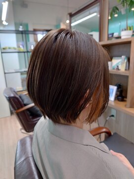 ヘアジーナ(Hair Jina) 大人かわいい☆ショートボブ