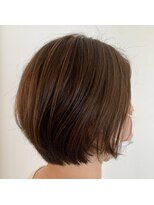 モック(moc)&nbsp;女性らしいショートボブスタイル