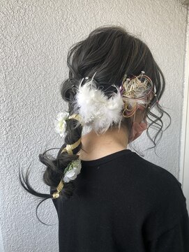 フッタ(Futta) 編みおろしヘアアレンジ
