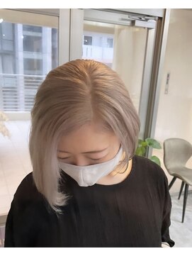 シールドヘアー 沖縄 新都心(C'LD Hair) [C'LD]ショートボブ×ホワイトミルクティー