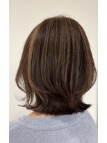 アングゥギャラリー(ungu GALLERY)&nbsp;オリーブカラー／外ハネ／ハイライト