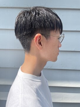 ヘアーアンドメイクアップモパ 短髪