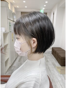 アルカナ(Arcana) ショートボブ/イヤリングカラーショートボブ