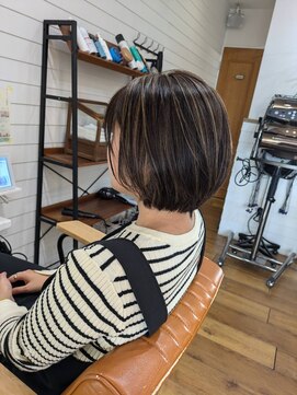カンシャル(Kanshall) 丸みショートボブ　脱白髪染めハイライト
