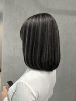 ラック(LUCK)&nbsp;ハイライトシルバー/船橋/くすみベージュ/細めハイライト