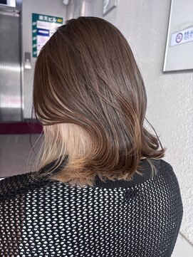 ローグ(Logue) インナーカラー×ベージュカラー