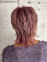 シェノン(Chainon)&nbsp;ウルフカット×ピンクベージュ