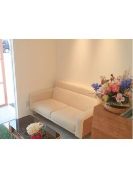 関西で技術を磨いた実力派オーナーがマンツーマンで対応♪あなたの"なりたい"を汲み取りカタチにします＊